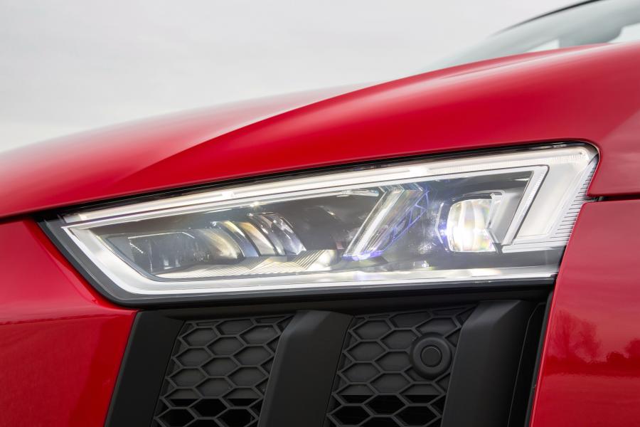 Детали экстерьера Audi R8 V10 Spyder RWS 2018 года  (WW) (фото 26 из 29)
